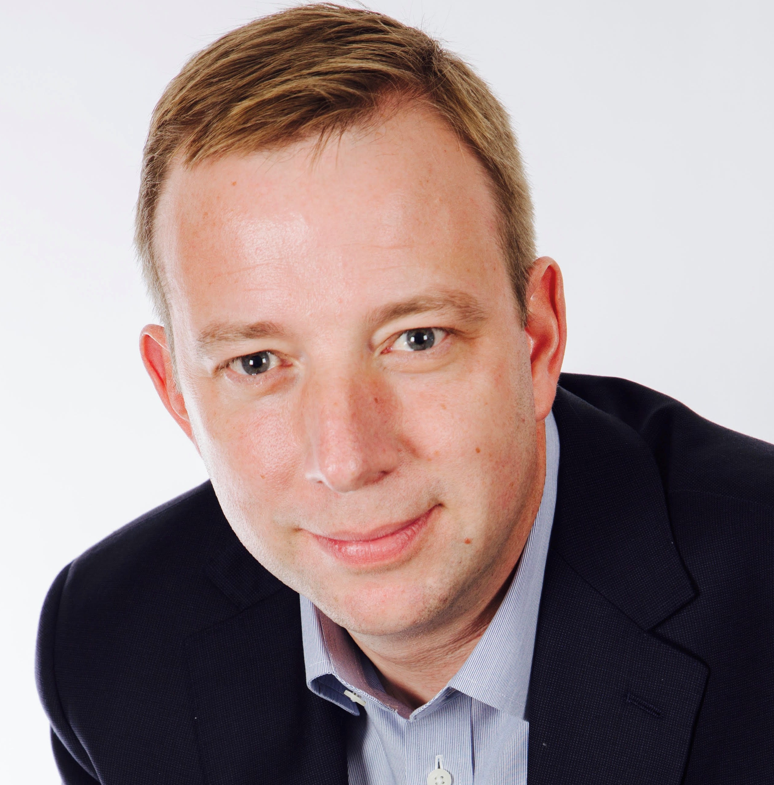 Julian Sawyer University of Portsmouth